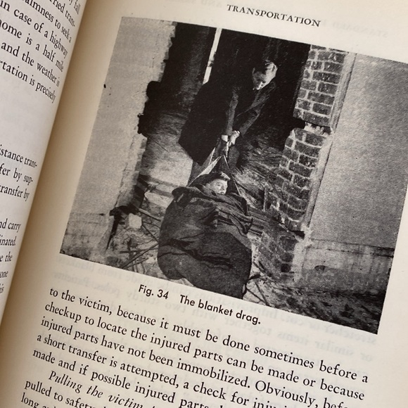 1957 First Aid Hardcover Book by The American National Red Cross - Picture 11 of 14